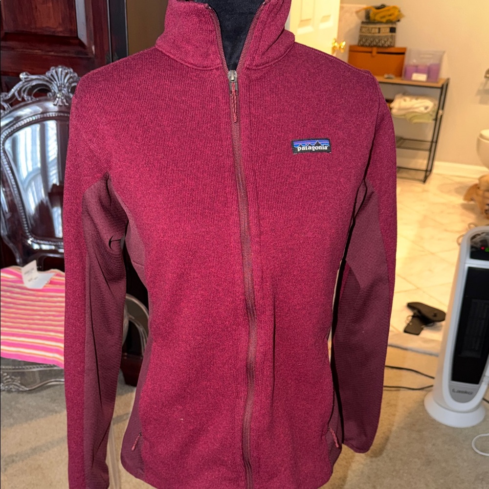 Patagonia Women's Maroon Full-Zip Jacket